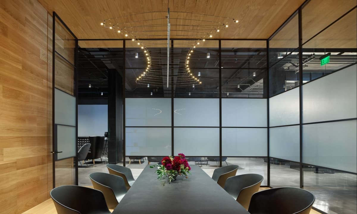 Grand Space
