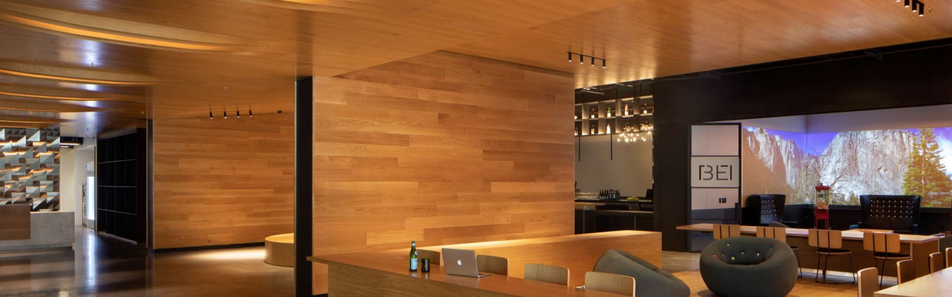 lobby working space from entrance way